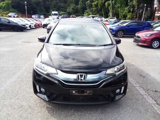 may-2014-honda-fit-s-15-hybrid-automatic-68000-miles-apple-carplay
