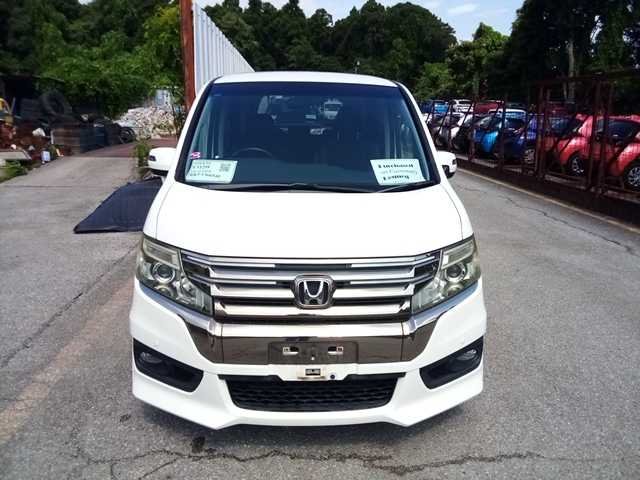 2013-honda-stepwagon-spada-z-cool-spirit-20-automatic-8-seater-70000-miles