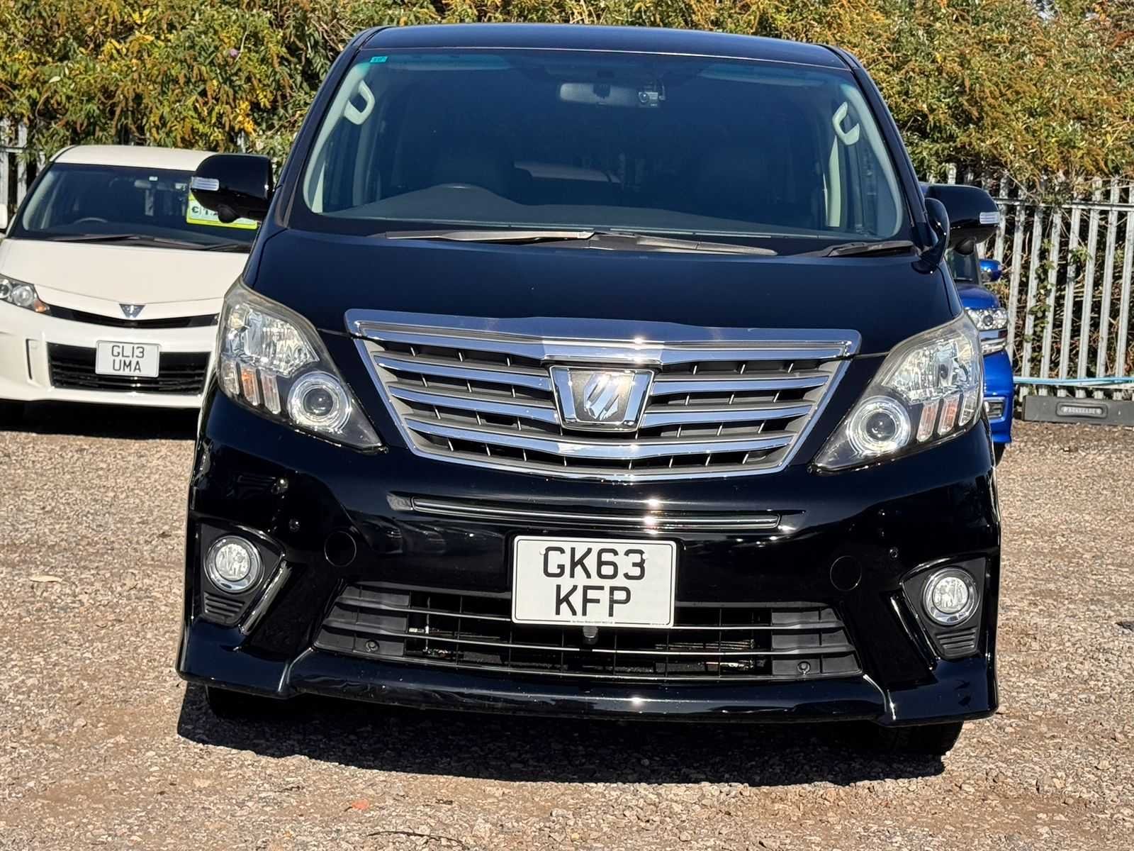 november-2013-toyota-alphardvellfire--24-auto-8-seats-leather-cruise-control-46000-miles