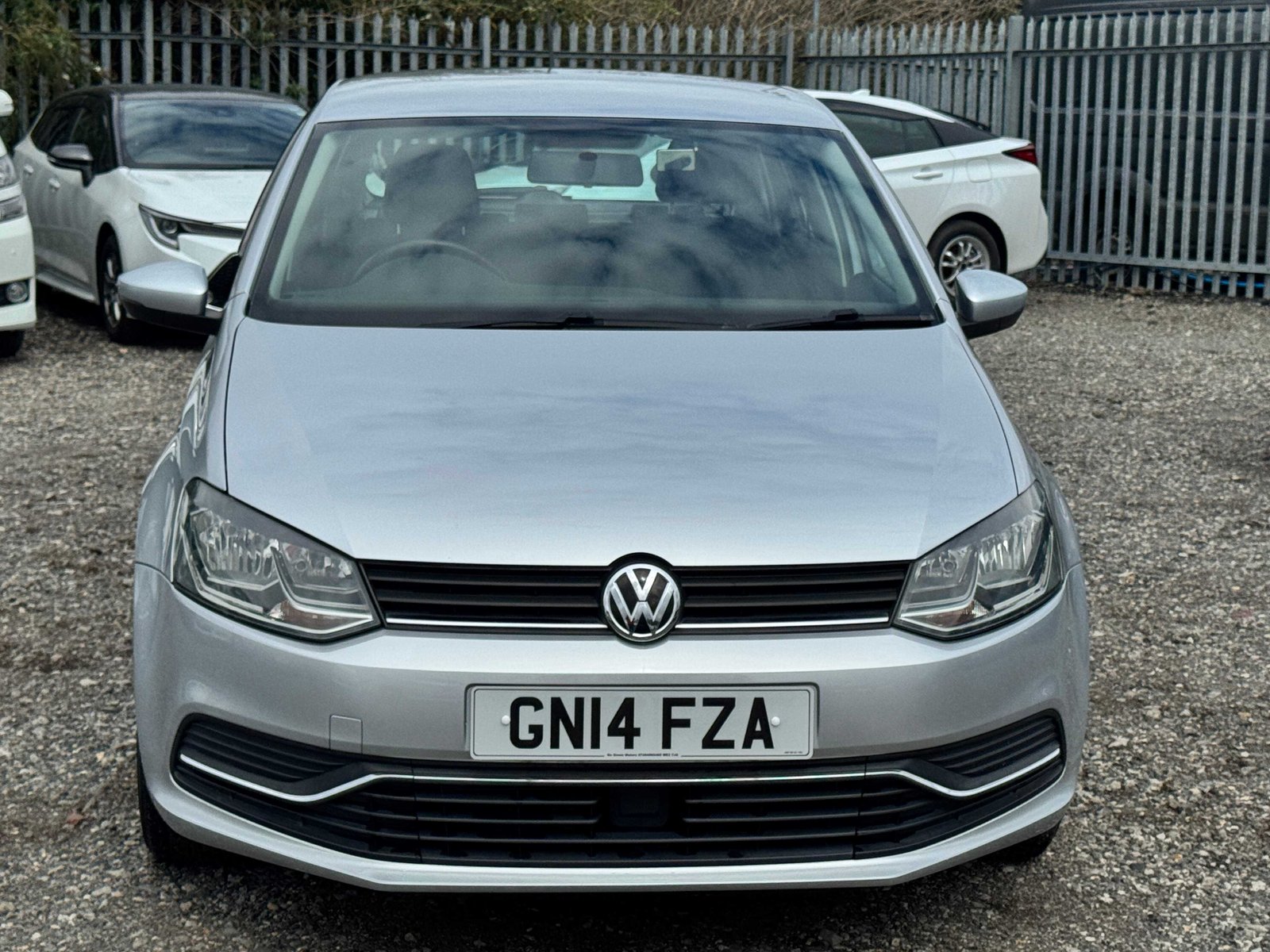 2014-volkswagen-polo-facelift-mode-12-tsi-se-bmt-automatic-dsg-5-dr-vw-infotainment-system